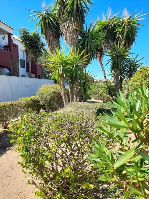 Apartamento Playa La Barrosa Chiclana de la Frontera Luaran gambar
