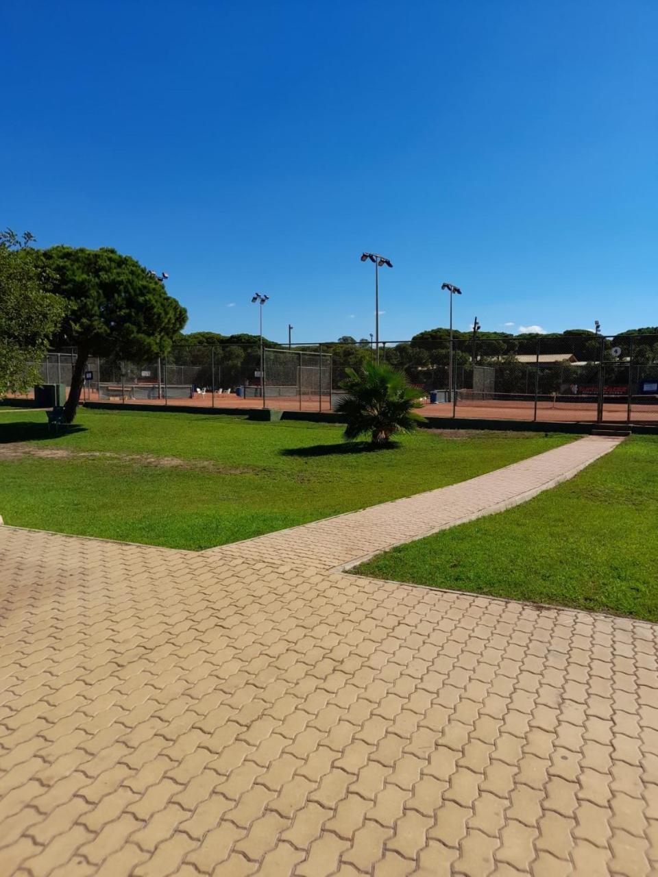 Apartamento Playa La Barrosa Chiclana de la Frontera Luaran gambar