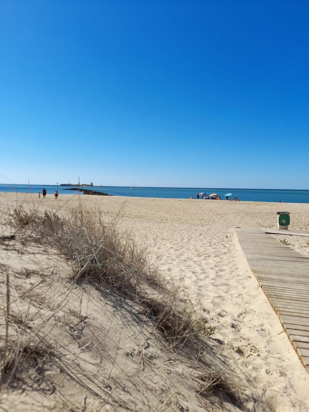 Apartamento Playa La Barrosa Chiclana de la Frontera Luaran gambar