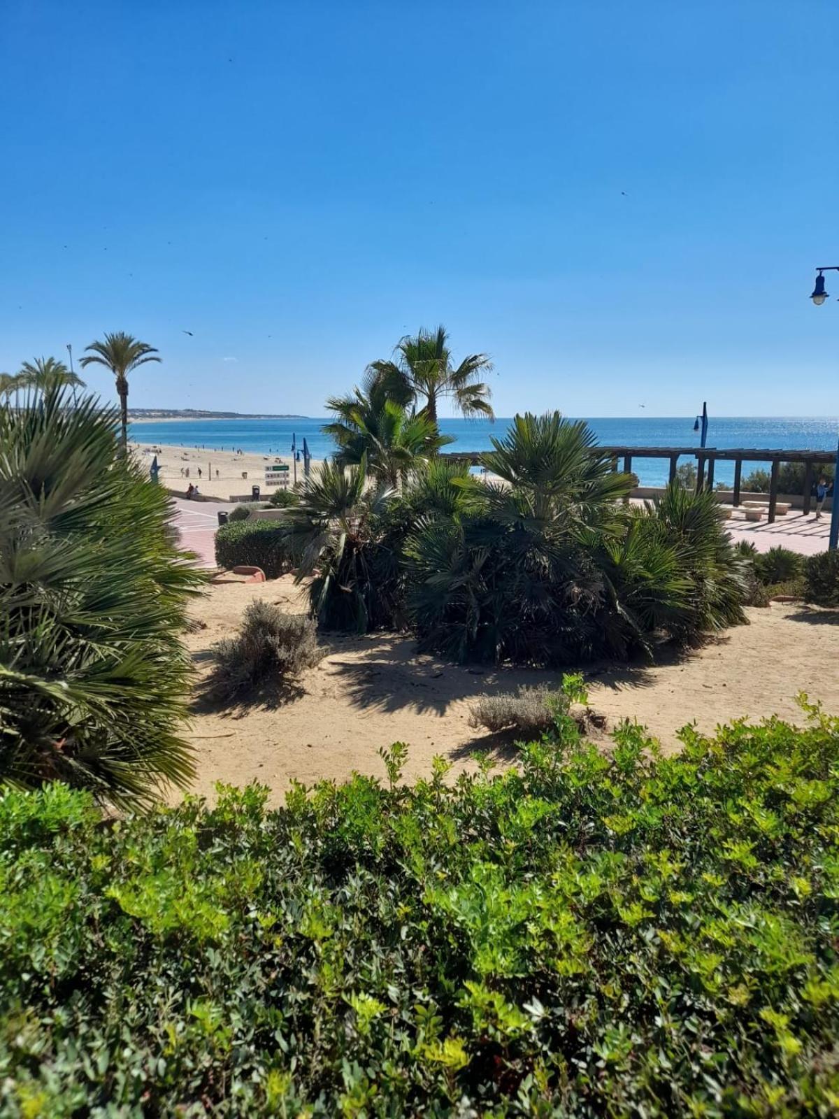 Apartamento Playa La Barrosa Chiclana de la Frontera Luaran gambar